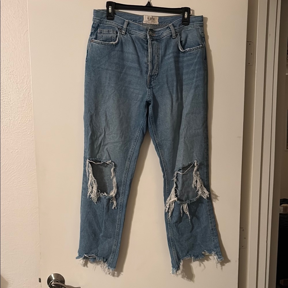 Light Blue Distressed Women’s Jeans